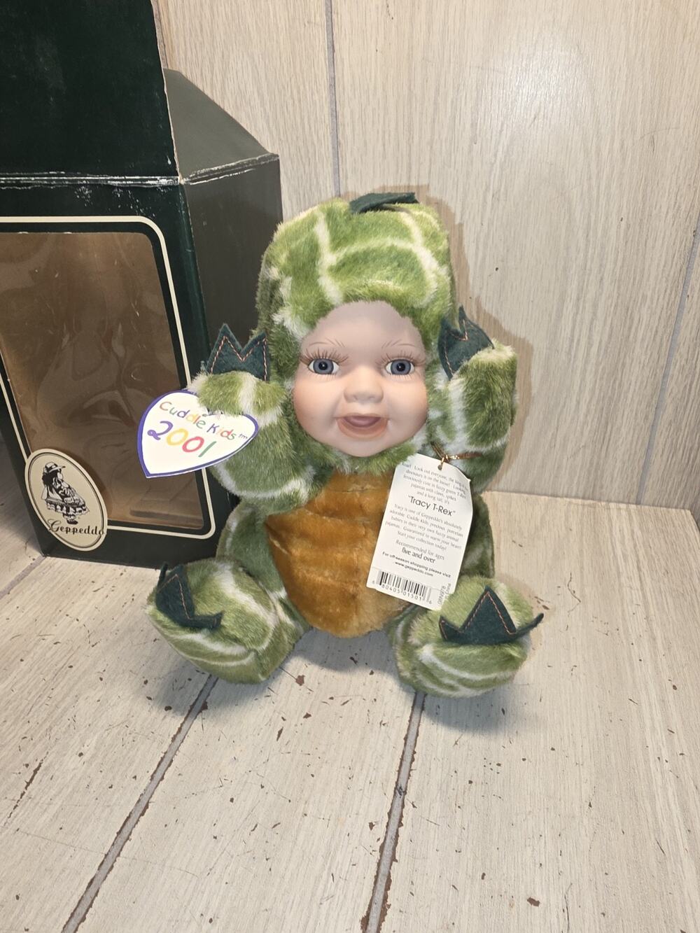 Geppeddo Cuddle Kids Tracy T-Rex Dinosaur Stuffed Plush Doll Porcelain Face NIB